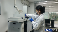  <strong>实现了两头环节的</strong>